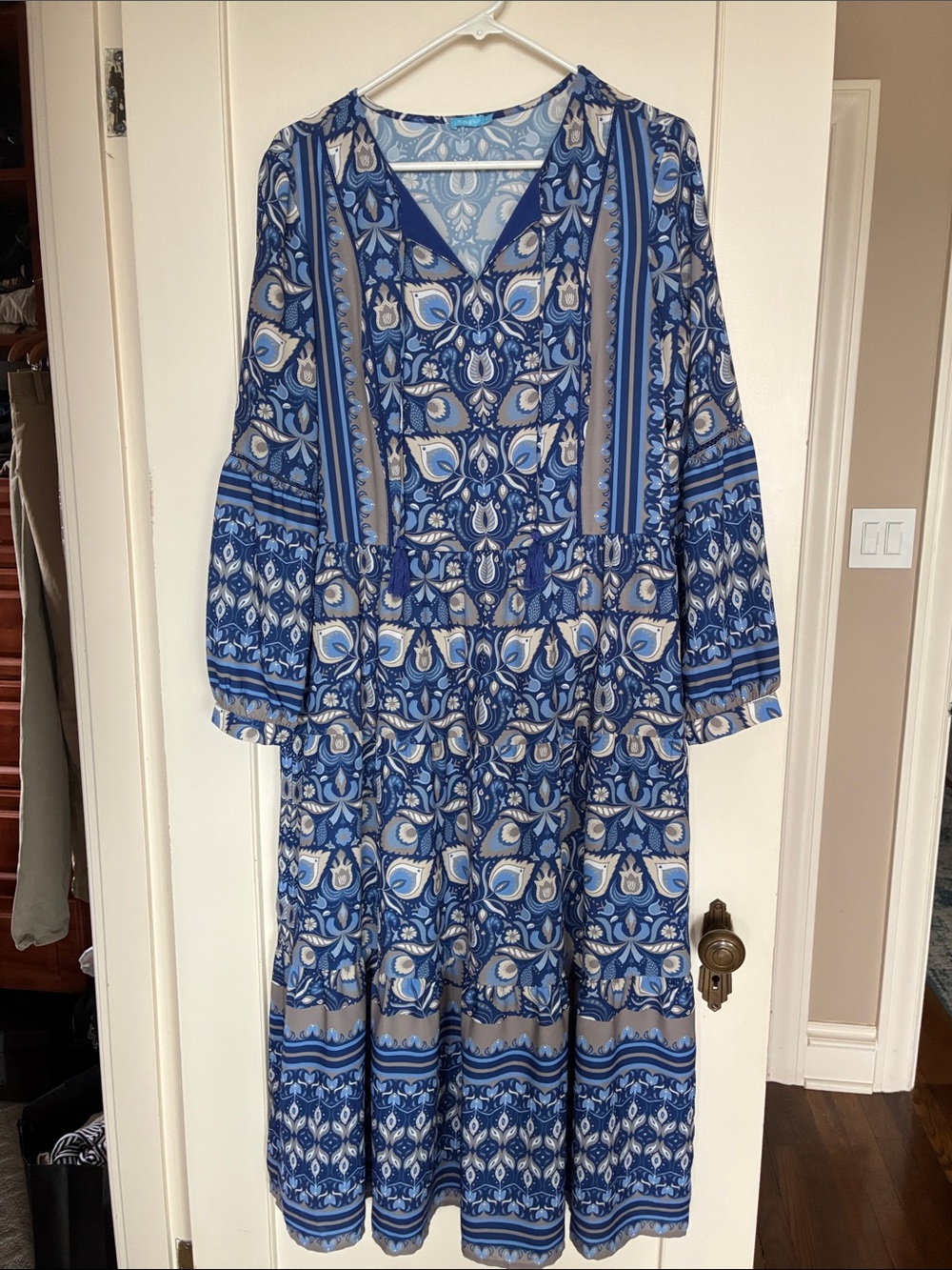 J. McLaughlin Gilda Midi Blue Patterned Long Sleeve Dress Medium